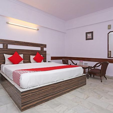 Oyo 11858 Hotel Shiv Murti Grand Haridwār Exteriör bild